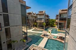 Jungle Penthouse | Private Roof & Pool | BBQ | Gym