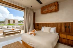 Private Villa w/ Pool, Spa & Driver Service