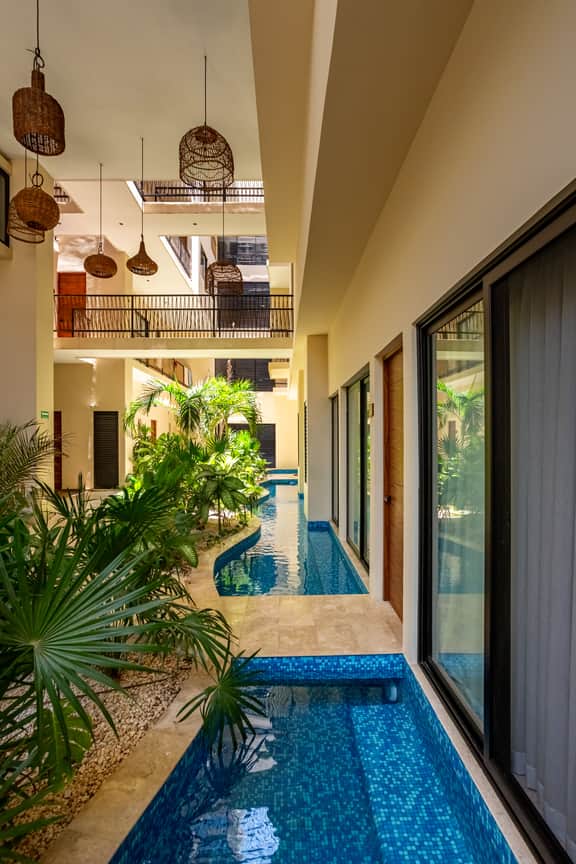 Luxe 2BR | Rooftop Pool | Gym | Coworking | Cinema
