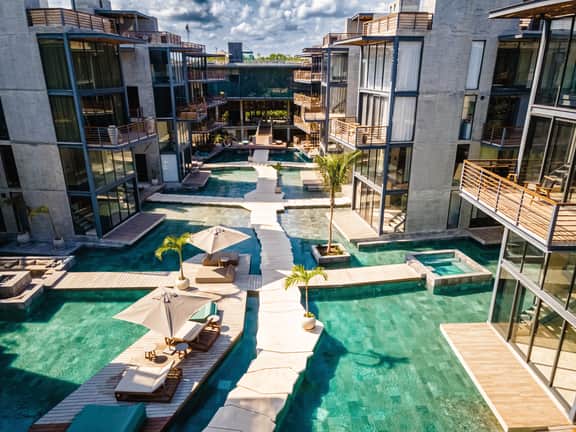 Luxe 2BR Penthouse | Private Rooftop & Pool | BBQ