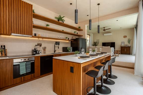 Luxury Retreat | Private Pool | Airport Pickup