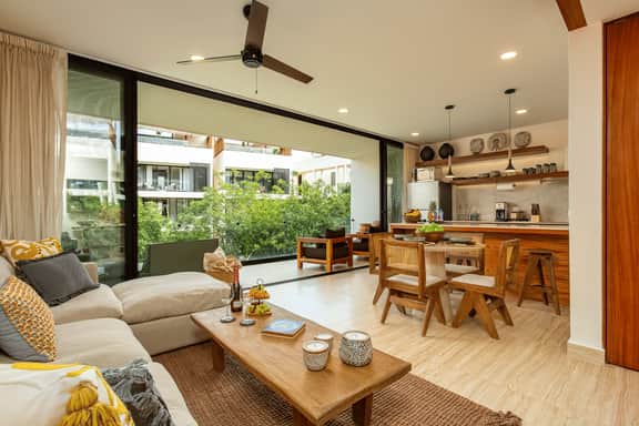 Luxe 2BR Oasis | Gym | Pools | Beach Shuttle