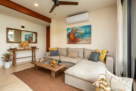 Luxe 2BR Oasis | Gym | Pools | Beach Shuttle