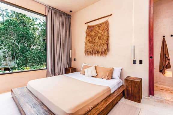 Eco-Luxe 3BD Villa | Nomad's work-play paradise