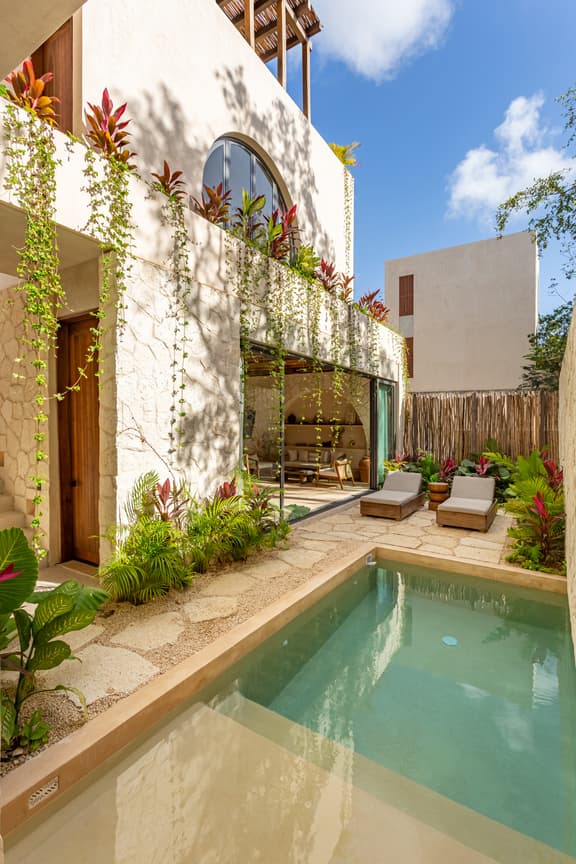 Luxury Villa | 2 Pools | Airport Transfer & Driver